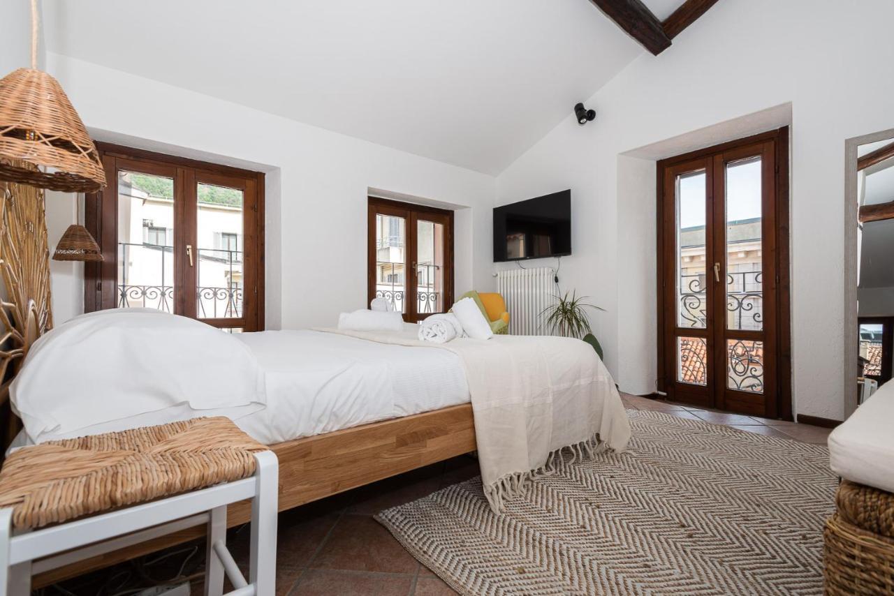 Appartamento Cozy Studio In Old Town Côme Esterno foto