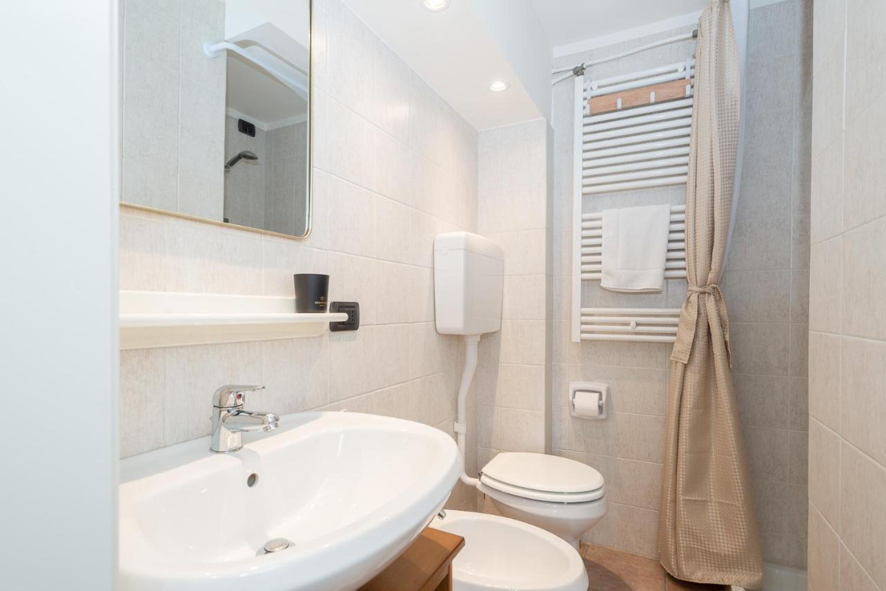 Appartamento Cozy Studio In Old Town Côme Esterno foto